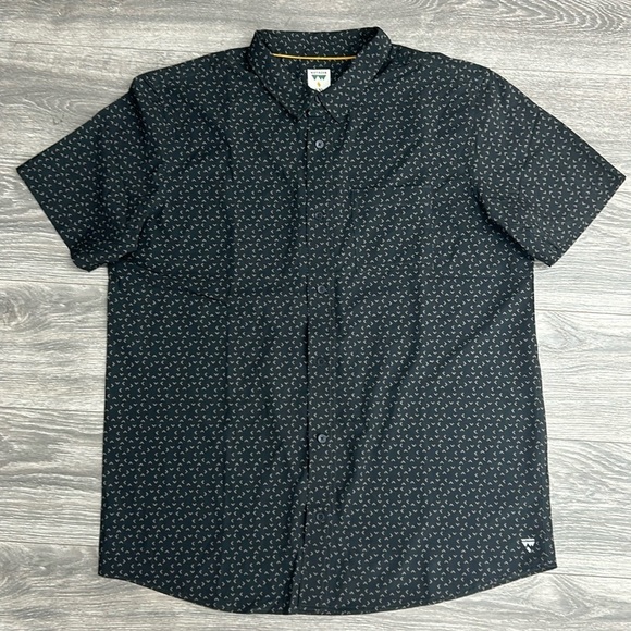 voyager Other - Voyager button down size XXL